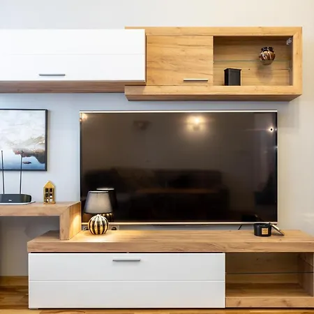 Golden - Big Luxury In Location - Wspólna Warszawa