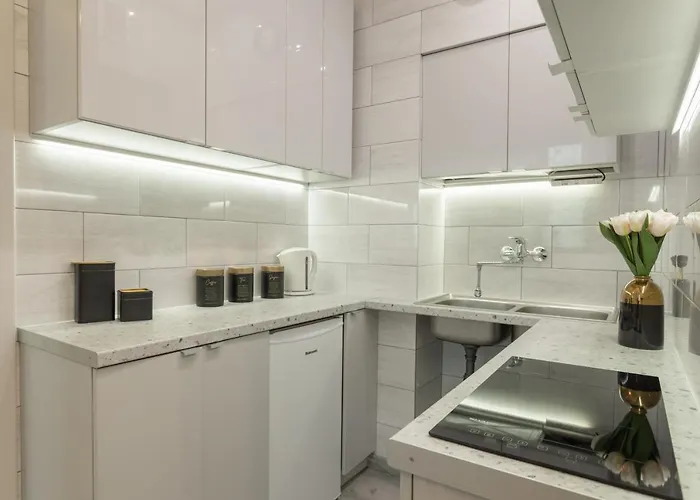 Golden - Big Luxury In Location - Wspolna * Warsaw